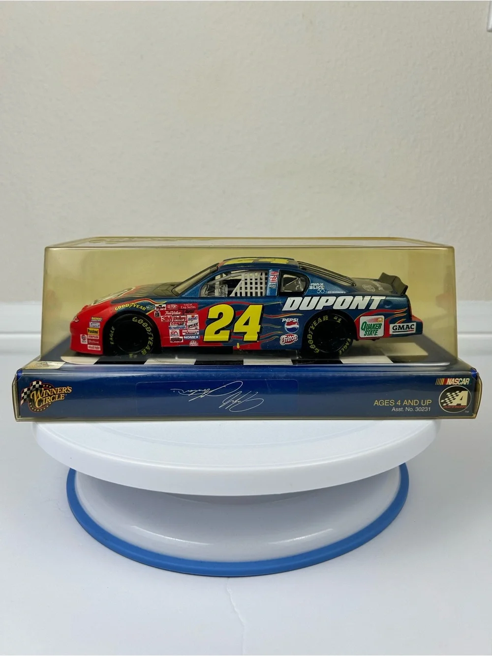 Jeff Gordon #24 DuPont 2001 Chevrolet Diecast Car Set 1/24 1/64 Winner's Circle